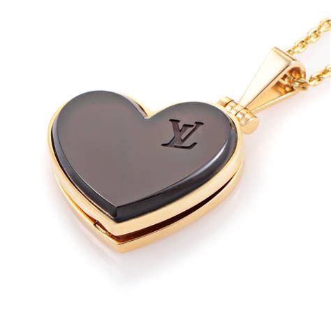 louis vuitton heart pendant